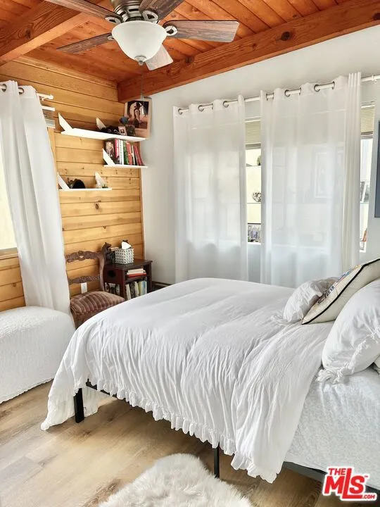 6232 TAPIA DRIVE #A Malibu, CA 90265