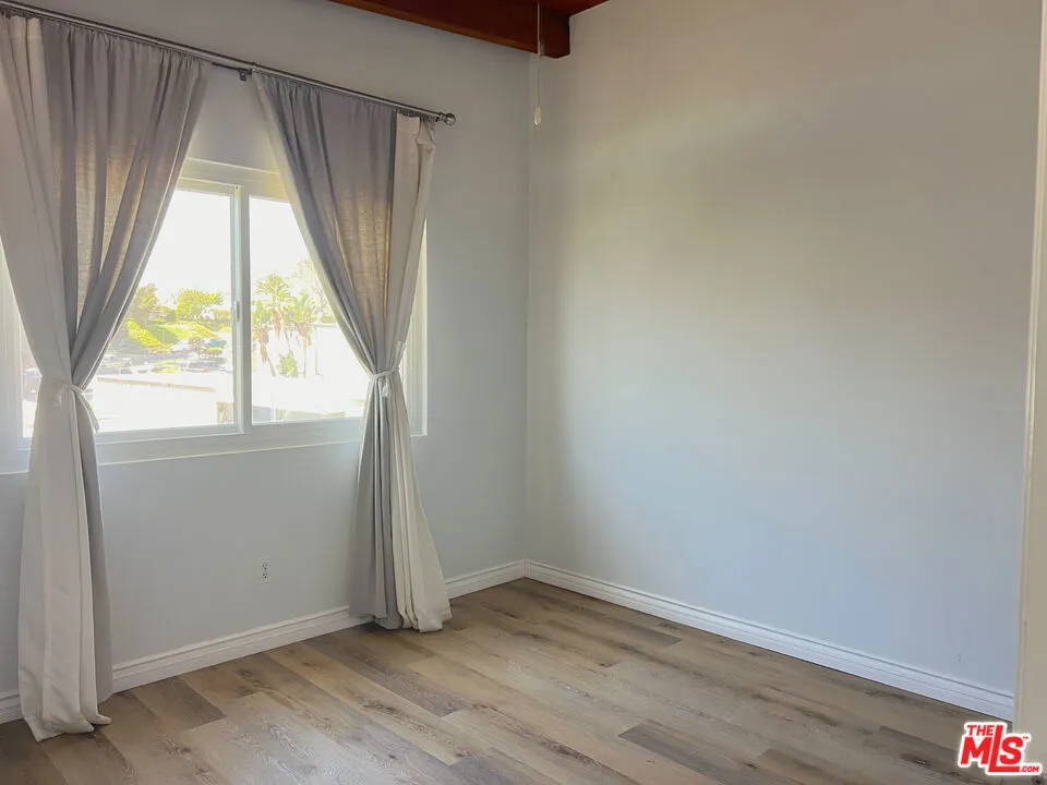 6232 TAPIA DRIVE #A Malibu, CA 90265
