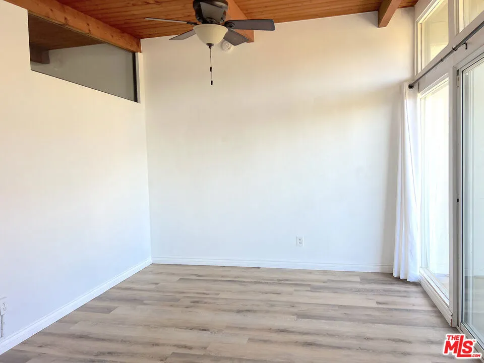 6232 TAPIA DRIVE #A Malibu, CA 90265