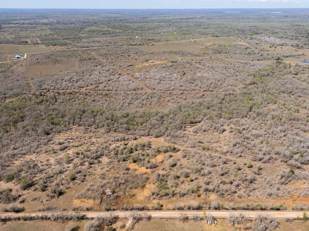 Cr 420 Waelder, TX 78959