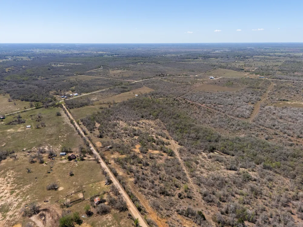 Cr 420 Waelder, TX 78959