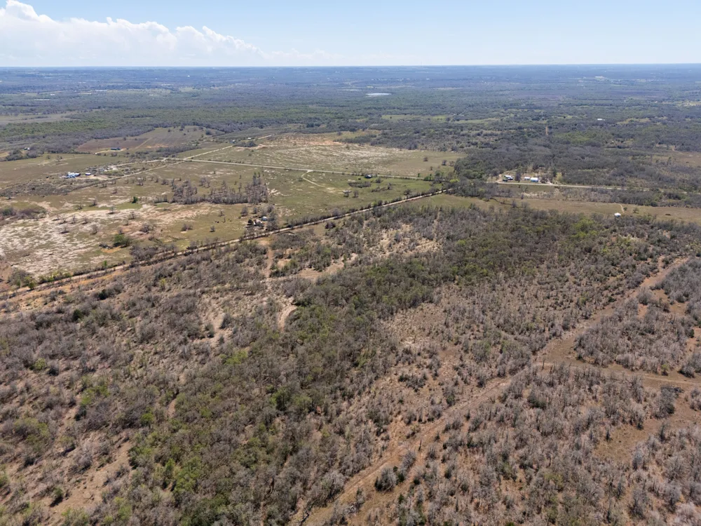 Cr 420 Waelder, TX 78959