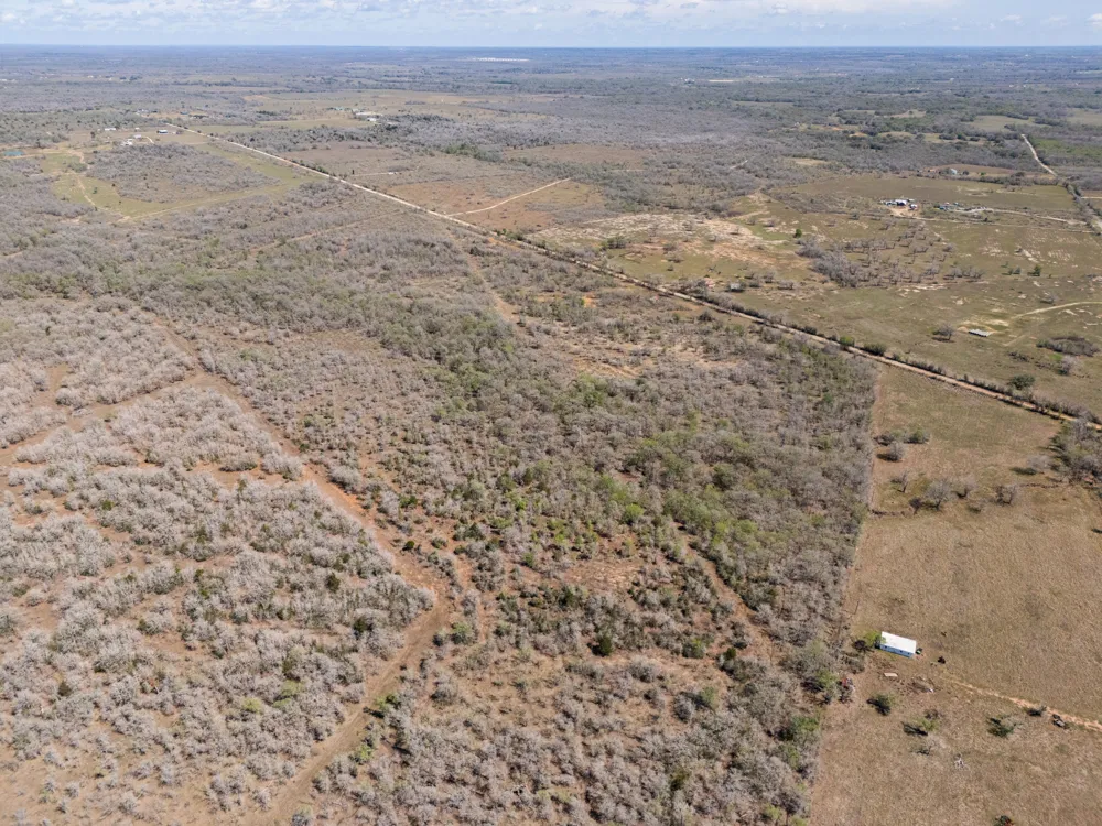 Cr 420 Waelder, TX 78959