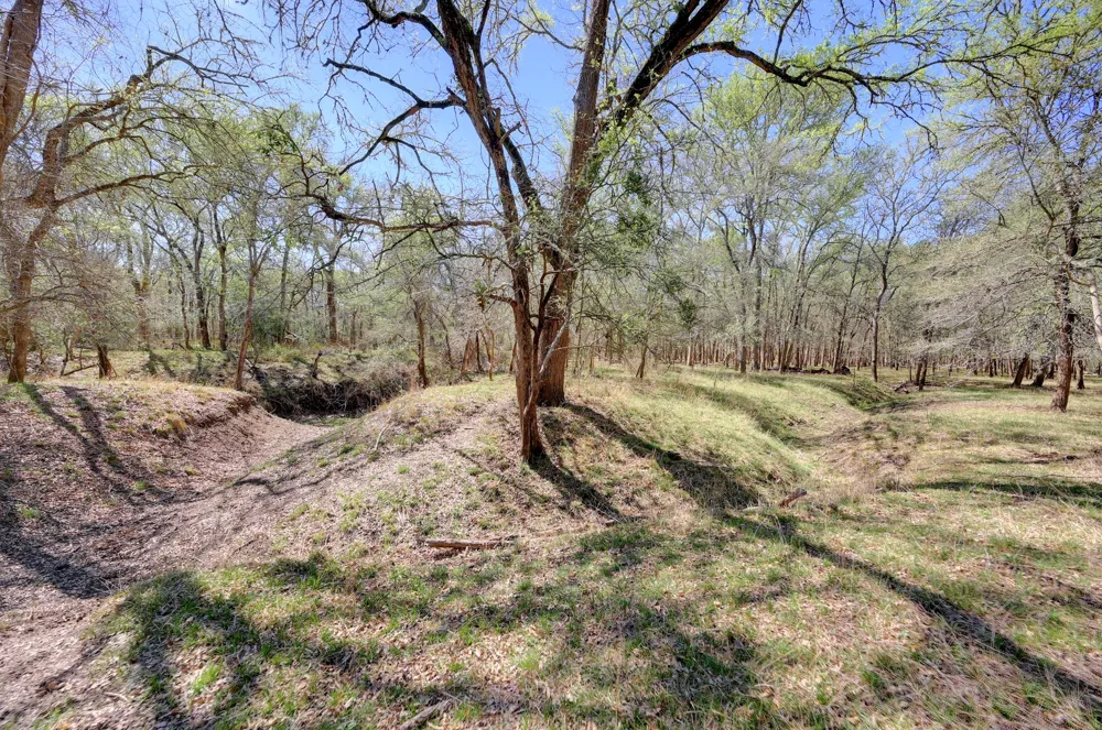 Cr 397 Waelder, TX 78959