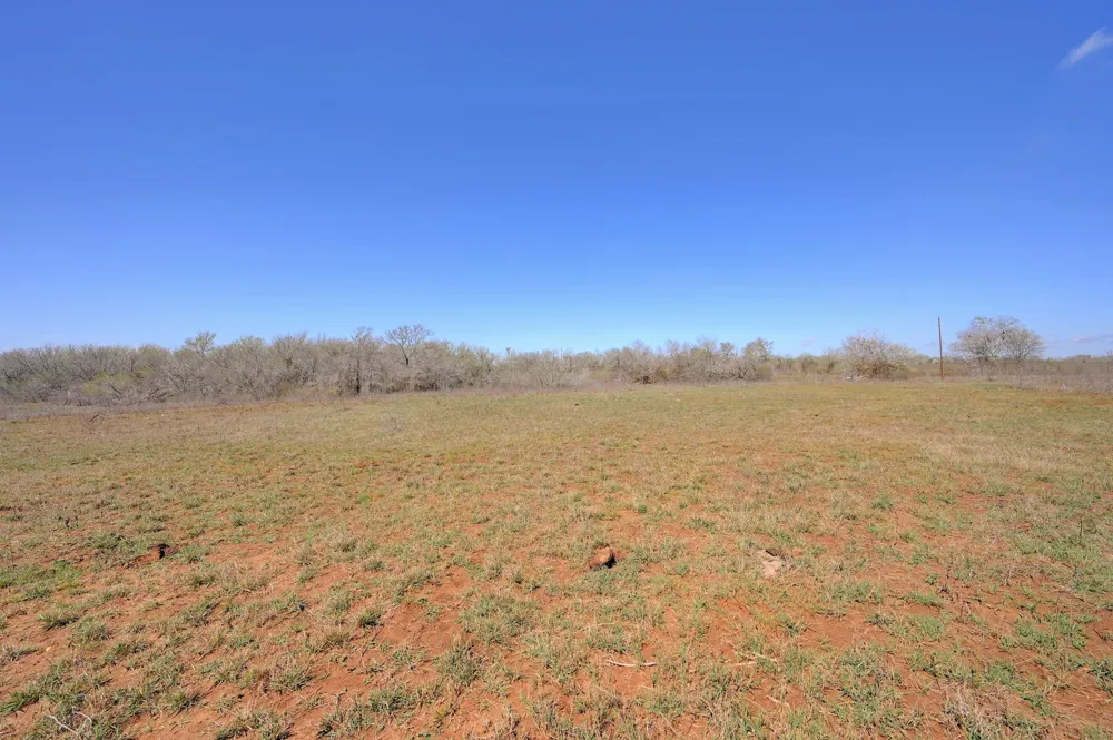 Cr 397 Waelder, TX 78959
