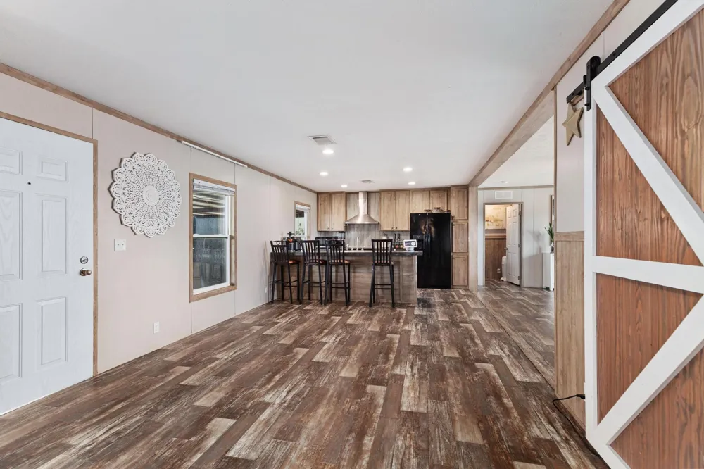 122 Kelp Gull Drive Del Valle, TX 78617