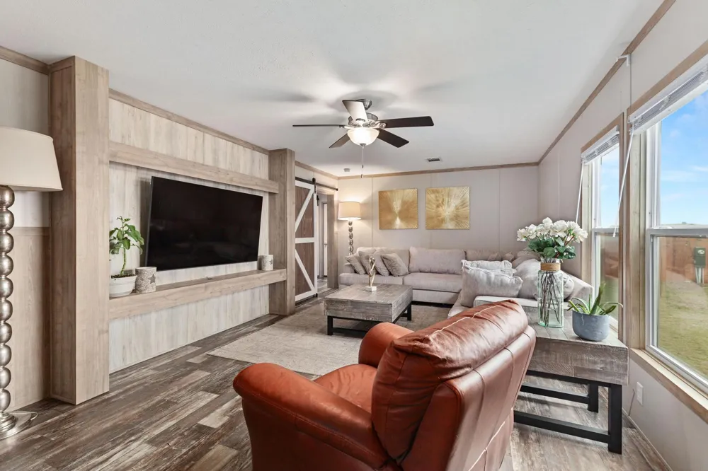 122 Kelp Gull Drive Del Valle, TX 78617