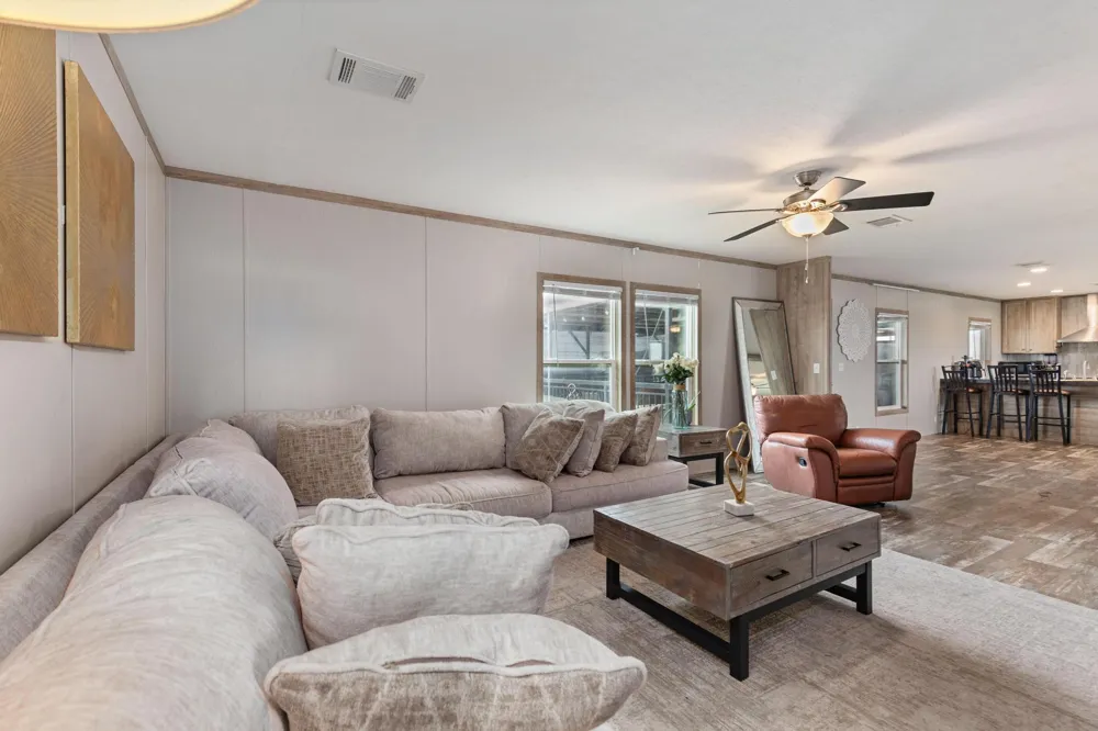 122 Kelp Gull Drive Del Valle, TX 78617