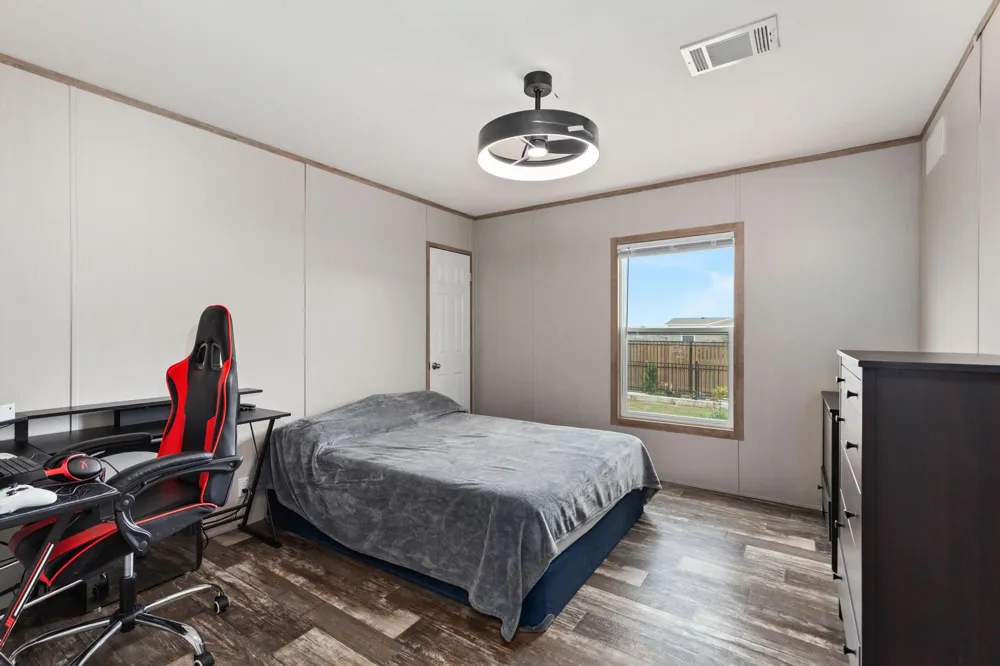 122 Kelp Gull Drive Del Valle, TX 78617