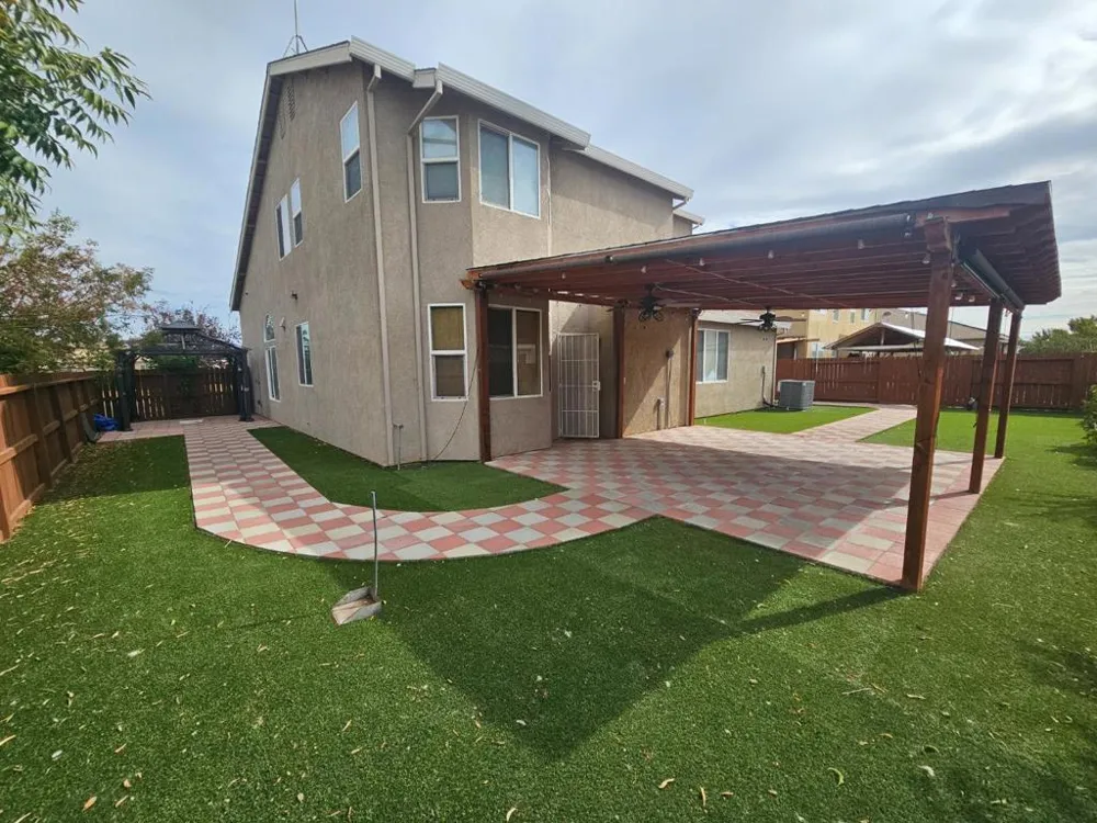 13721 Santa Lucia Drive Gustine, CA 95322
