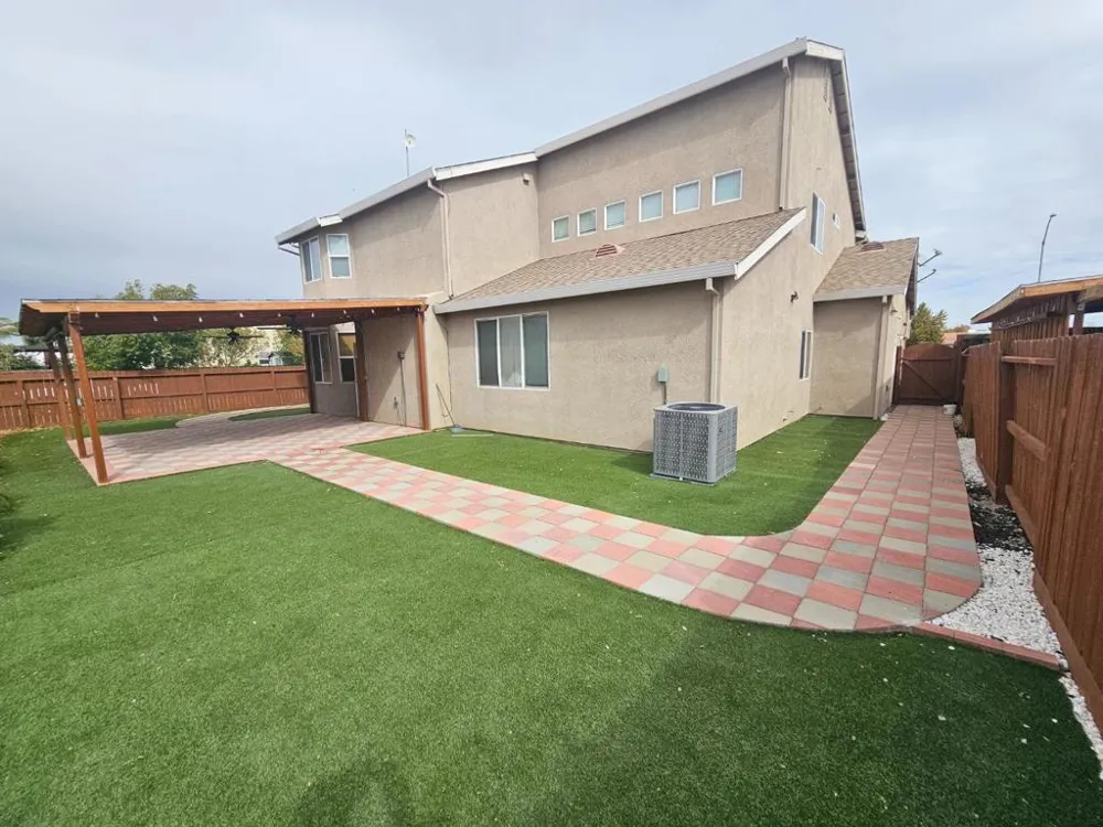 13721 Santa Lucia Drive Gustine, CA 95322