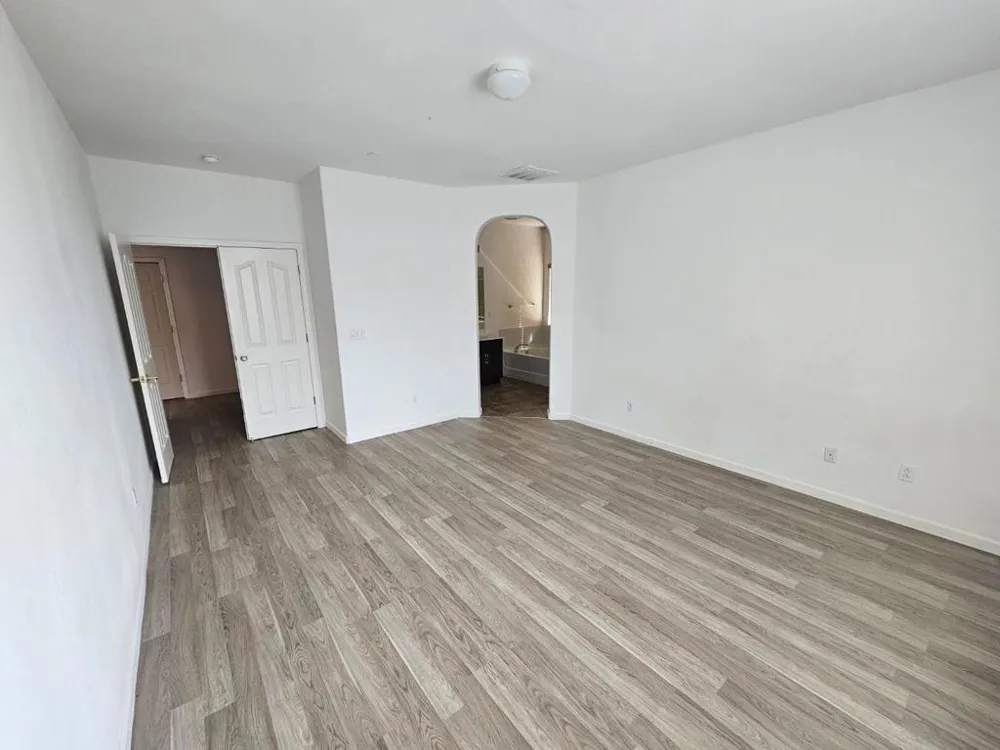 13721 Santa Lucia Drive Gustine, CA 95322