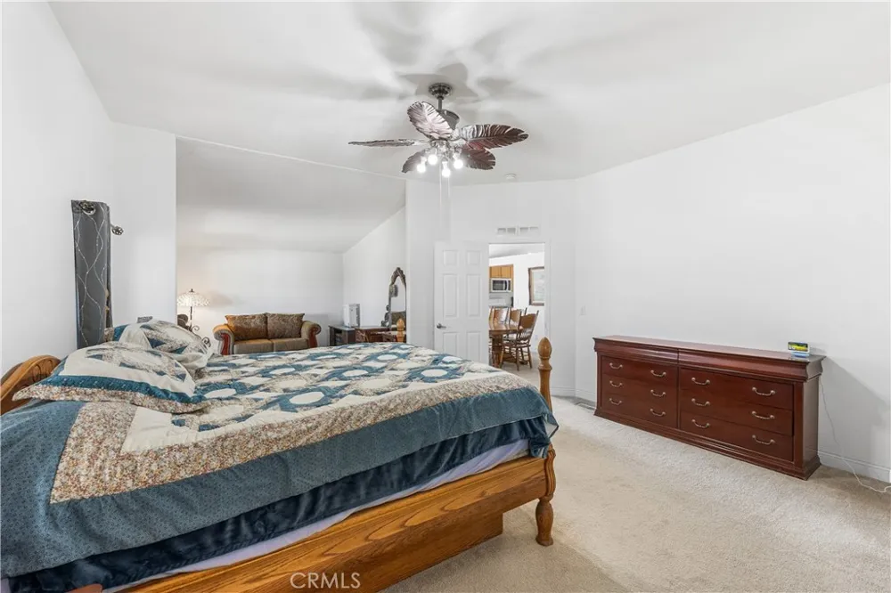 9890 Sue Ave Rosamond, CA 93560
