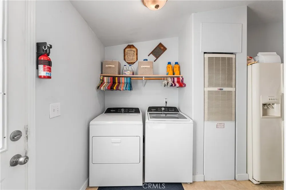 9890 Sue Ave Rosamond, CA 93560