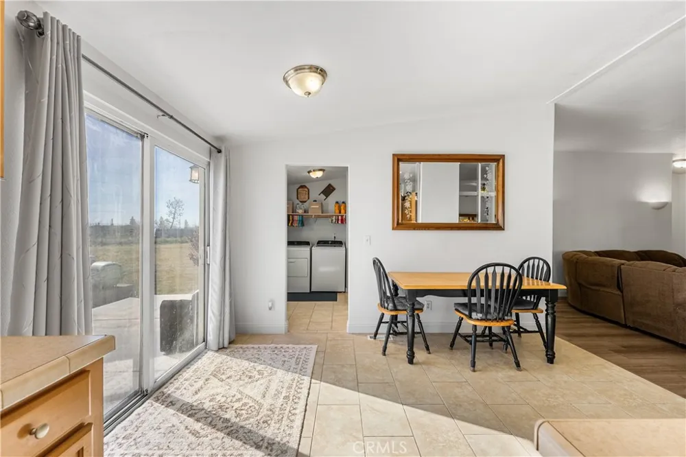9890 Sue Ave Rosamond, CA 93560