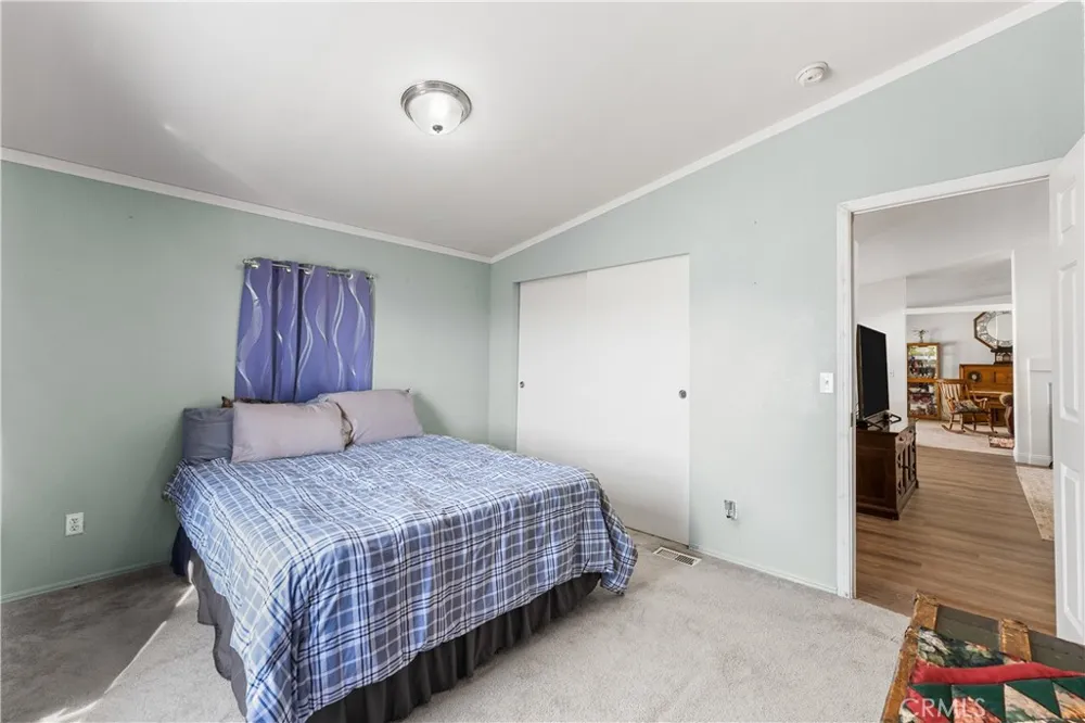 9890 Sue Ave Rosamond, CA 93560
