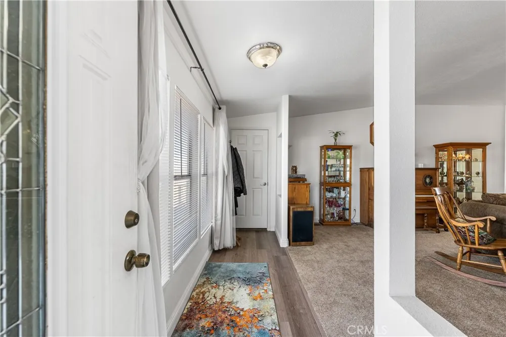 9890 Sue Ave Rosamond, CA 93560