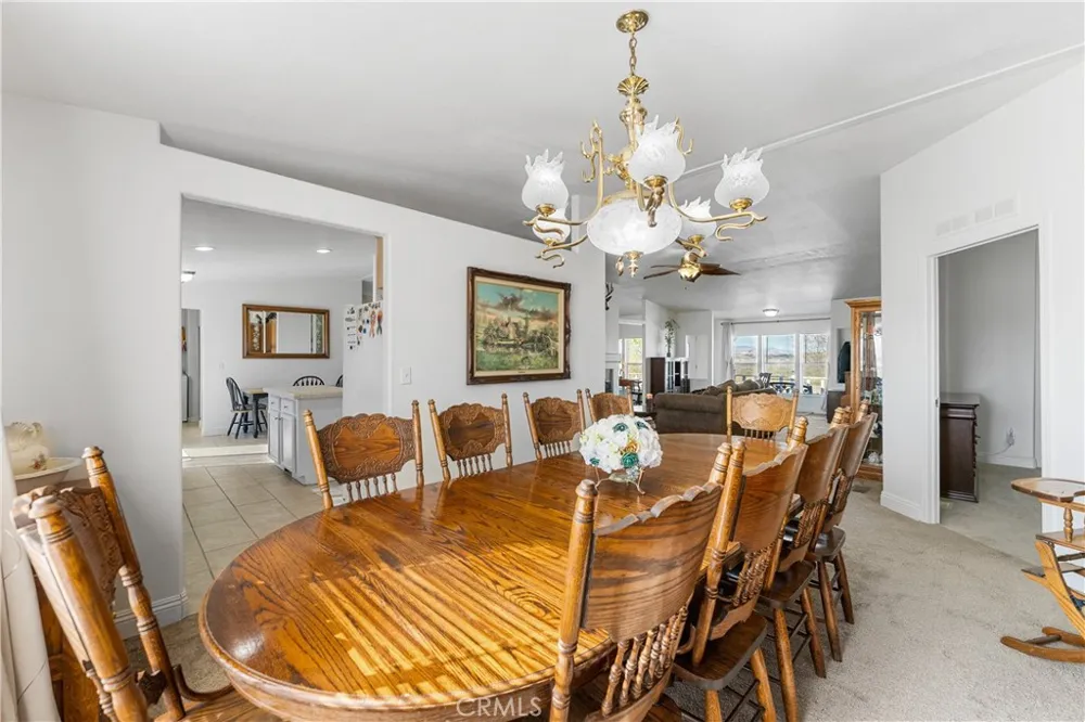 9890 Sue Ave Rosamond, CA 93560