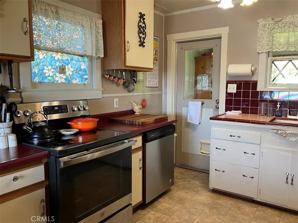 9495 Glenhaven Glenhaven, CA 95443