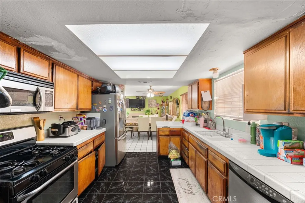 14134 Orizaba Paramount, CA 90723