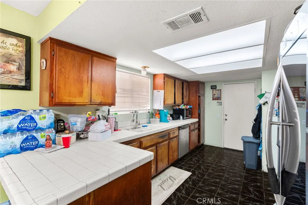 14134 Orizaba Paramount, CA 90723