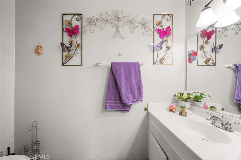 14134 Orizaba Paramount, CA 90723