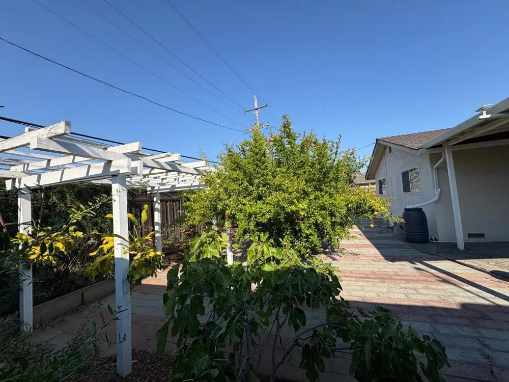 5187 Doyle Road San Jose, CA 95129