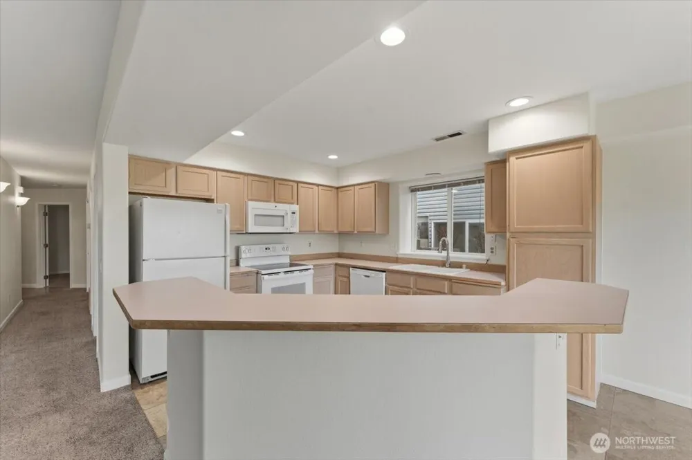 2305 W Woodin Ave #2E Chelan, WA 98816