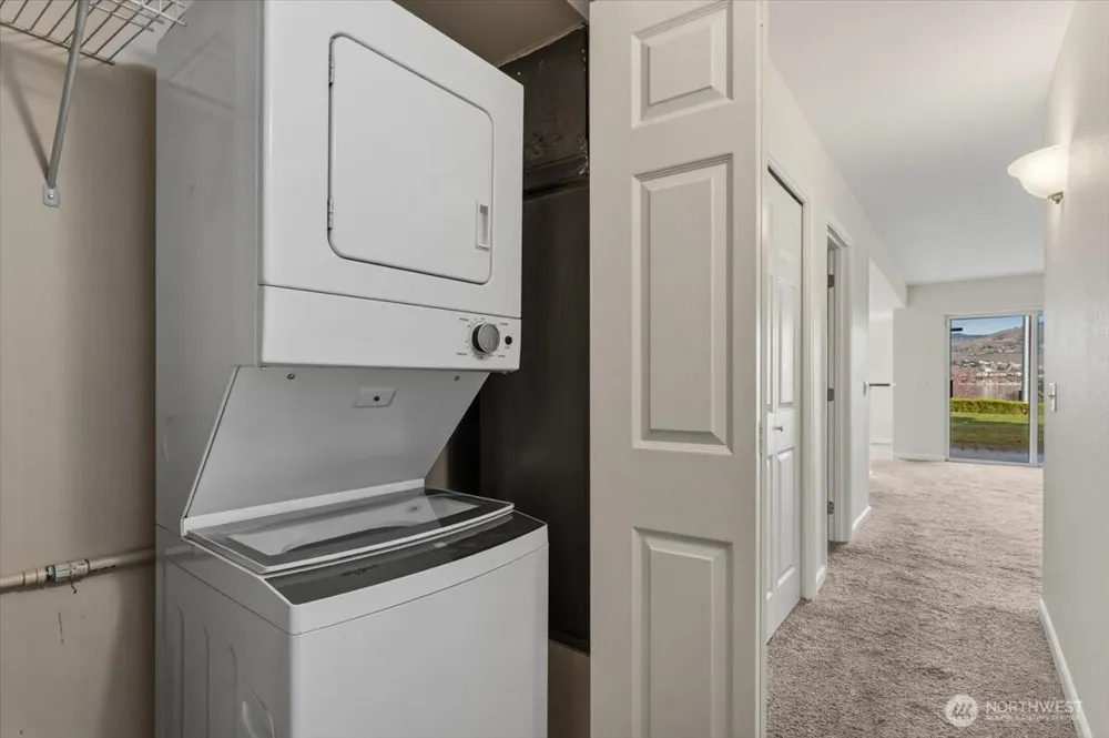2305 W Woodin Ave #2E Chelan, WA 98816