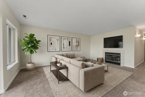 2305 W Woodin Ave #2E