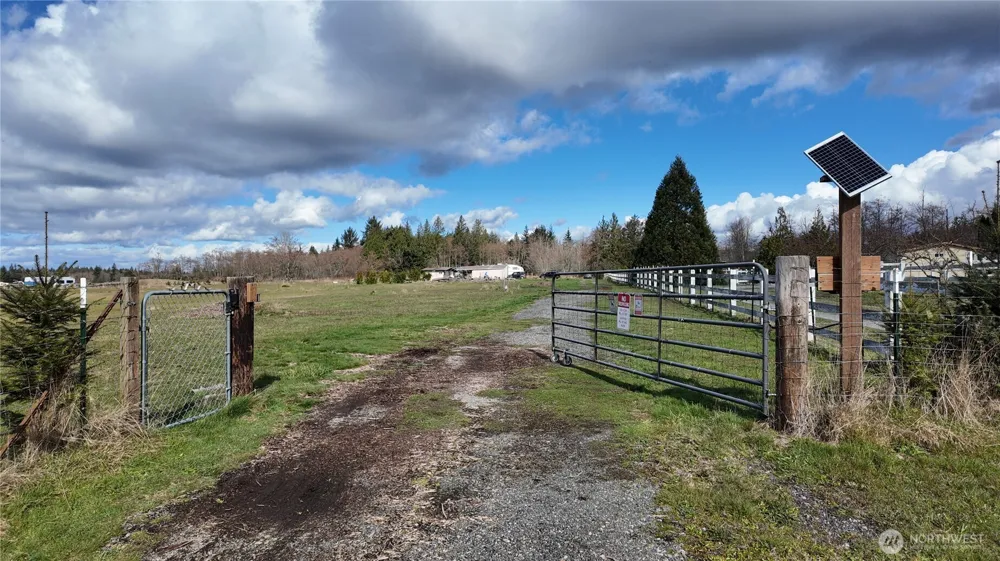 3723 324th Street NW Stanwood, WA 98292