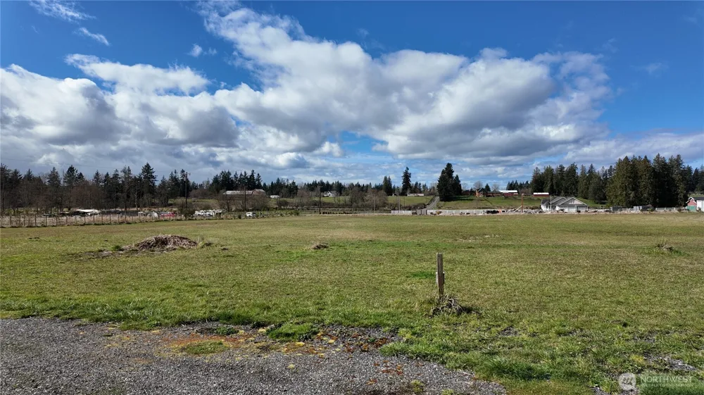 3723 324th Street NW Stanwood, WA 98292