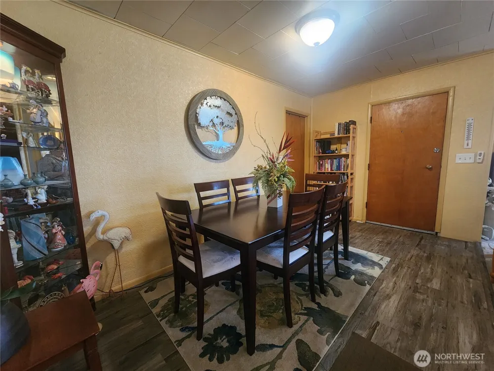 117 J STREET Cosmopolis, WA 98537