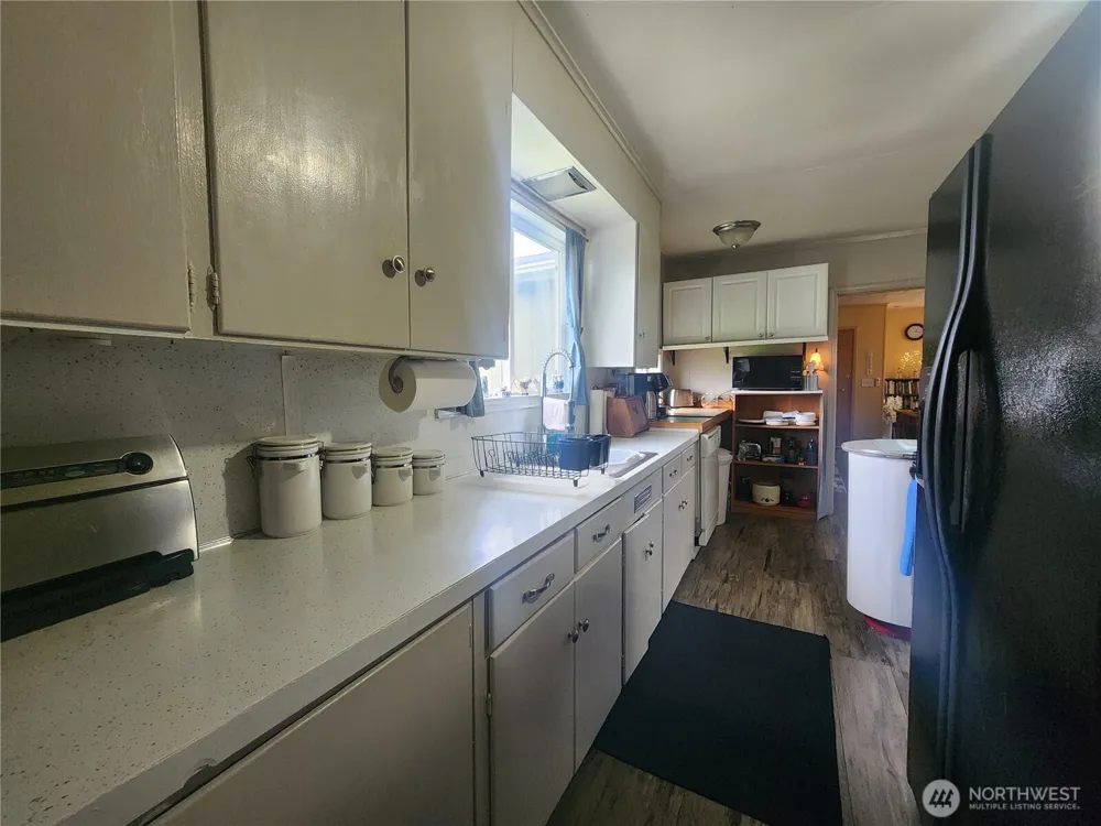 117 J STREET Cosmopolis, WA 98537