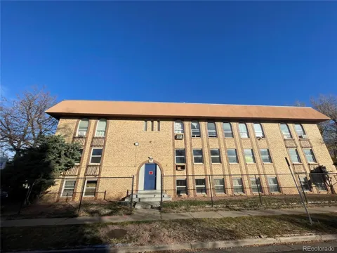 1590 Clinton Street #4