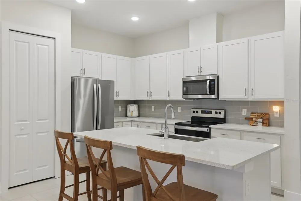 1462 BROOKDALE COURT Oviedo, FL 32765