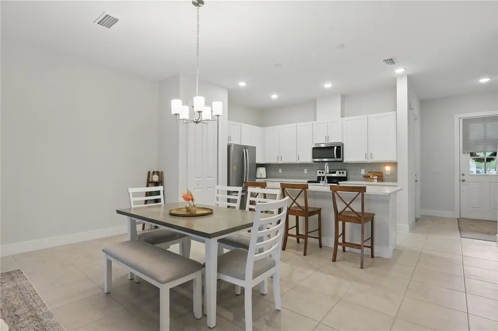 1462 BROOKDALE COURT Oviedo, FL 32765