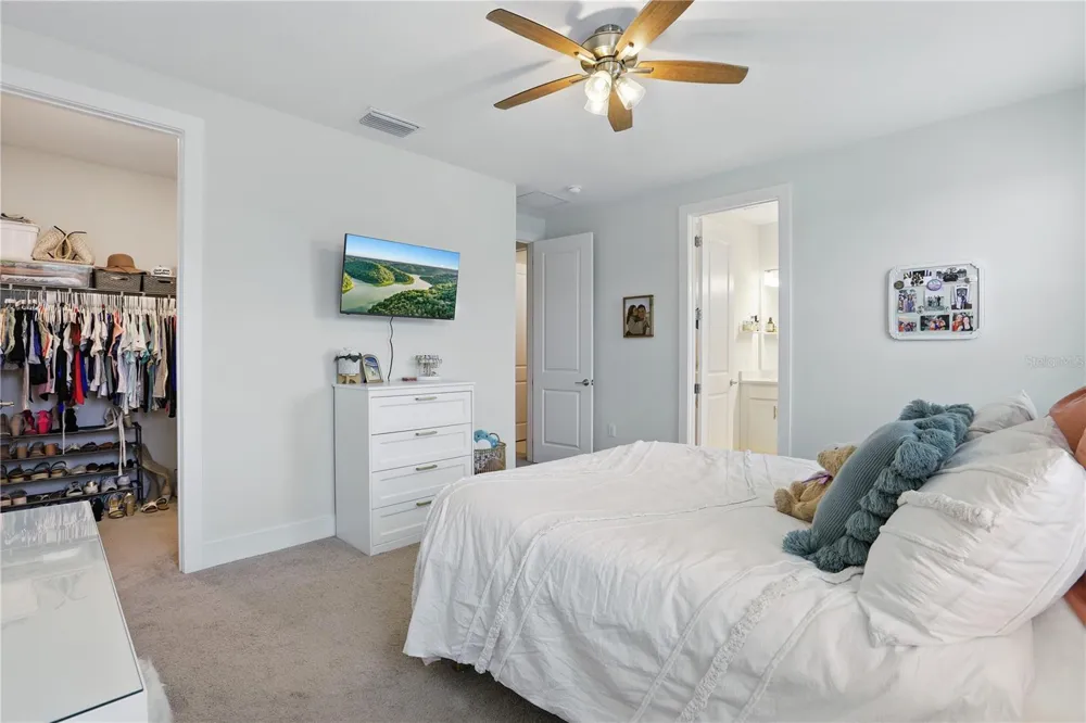 1462 BROOKDALE COURT Oviedo, FL 32765