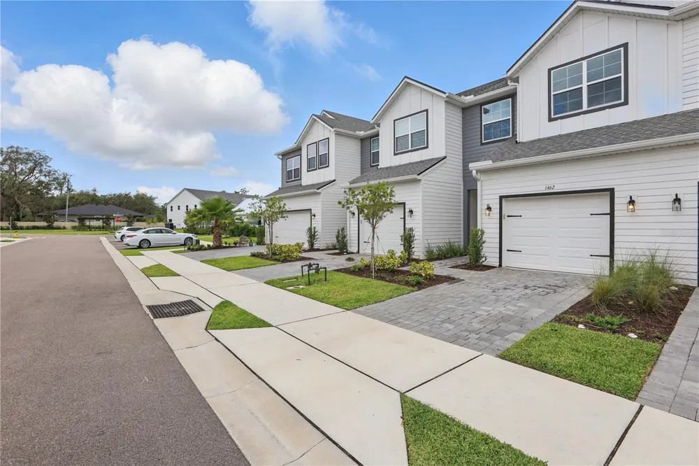 1462 BROOKDALE COURT Oviedo, FL 32765