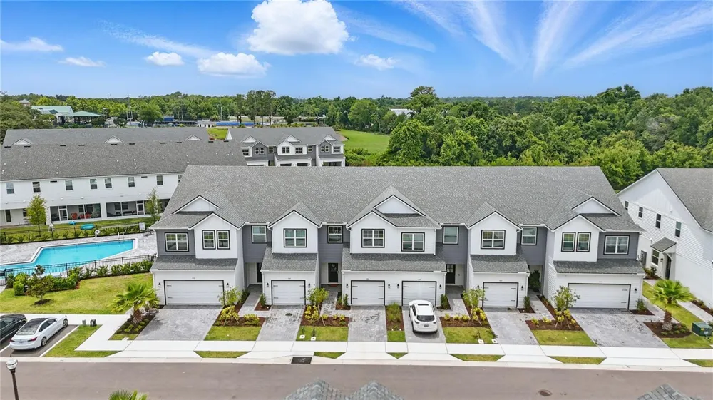 1462 BROOKDALE COURT Oviedo, FL 32765