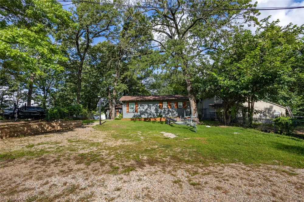 1432 County Road 2270 Mineola, TX 75773