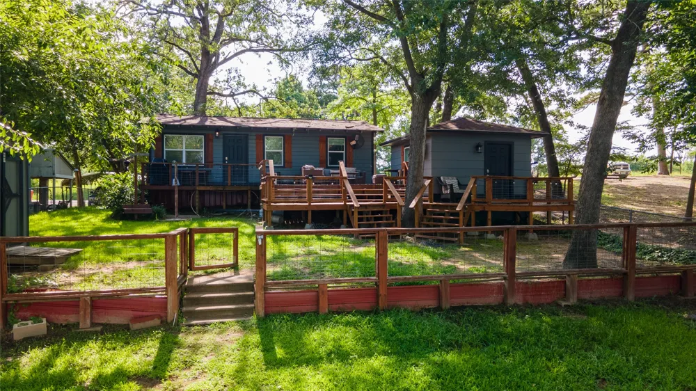 1432 County Road 2270 Mineola, TX 75773