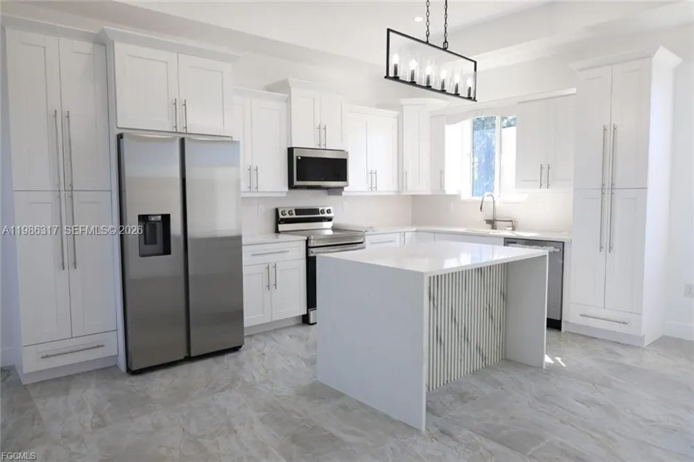 114 PRESTON ST Lehigh Acres, FL 33974