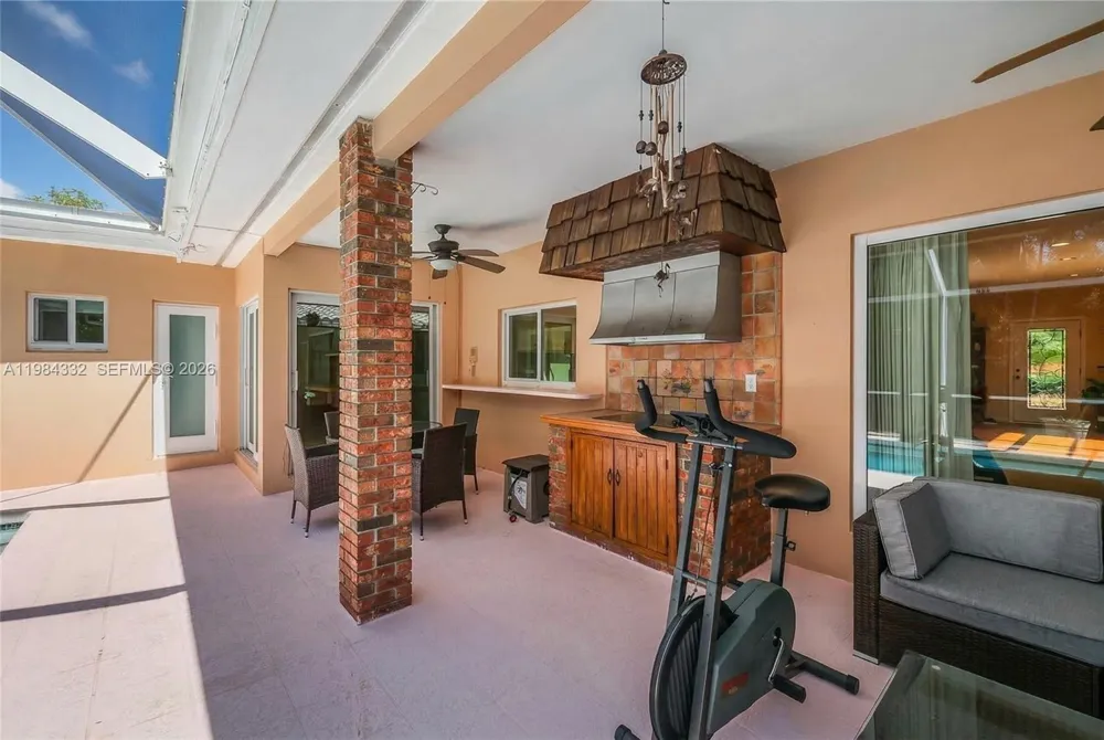 1800 Miami Springs Ave Miami Springs, FL 33166