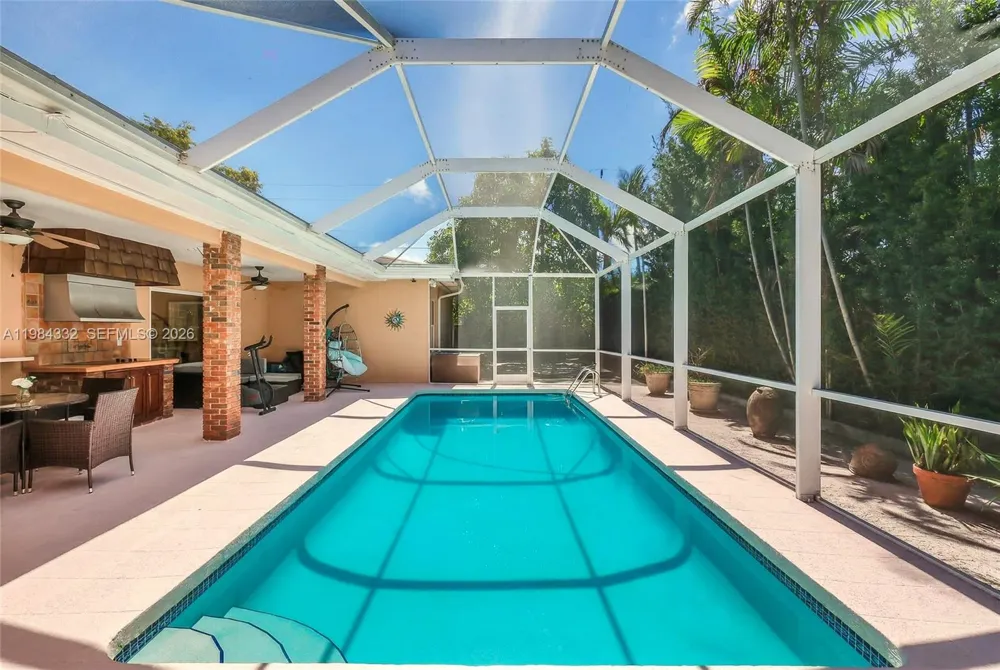 1800 Miami Springs Ave Miami Springs, FL 33166