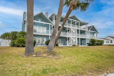 627 S Water Street ##101