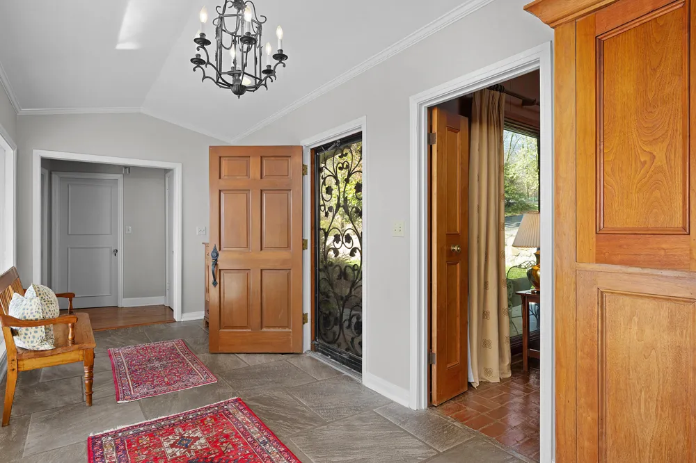 1001 Fleetwood Drive Lookout Mountain, GA 30750