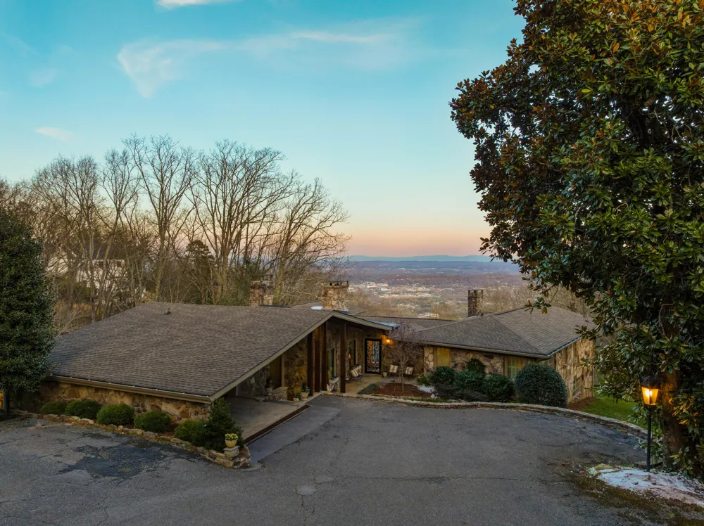 1001 Fleetwood Drive Lookout Mountain, GA 30750