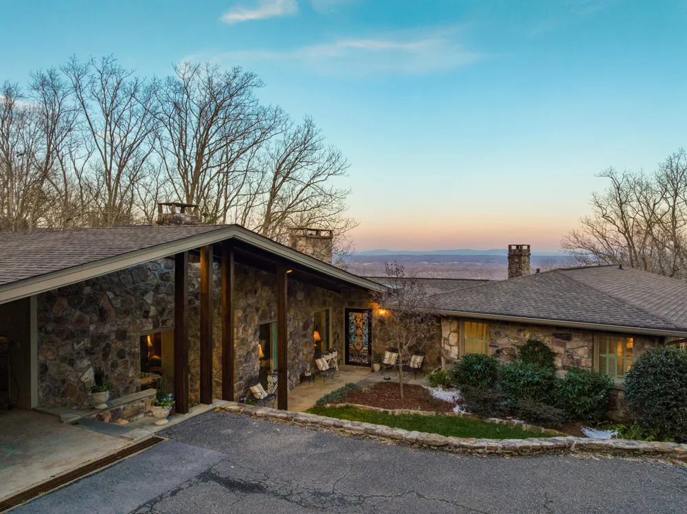 1001 Fleetwood Drive Lookout Mountain, GA 30750