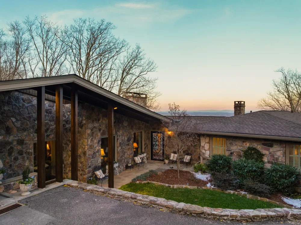1001 Fleetwood Drive Lookout Mountain, GA 30750